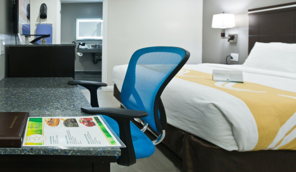 Bay Area Inn & Suites - Work Desk In 1 King Bed With Sofa - Non Smoking